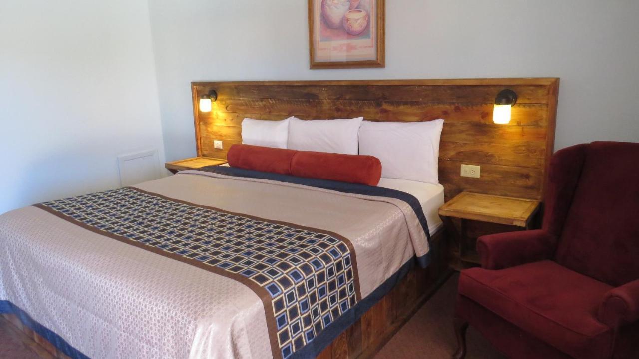 Casa Lemus Inn ราโทน ภายนอก รูปภาพ