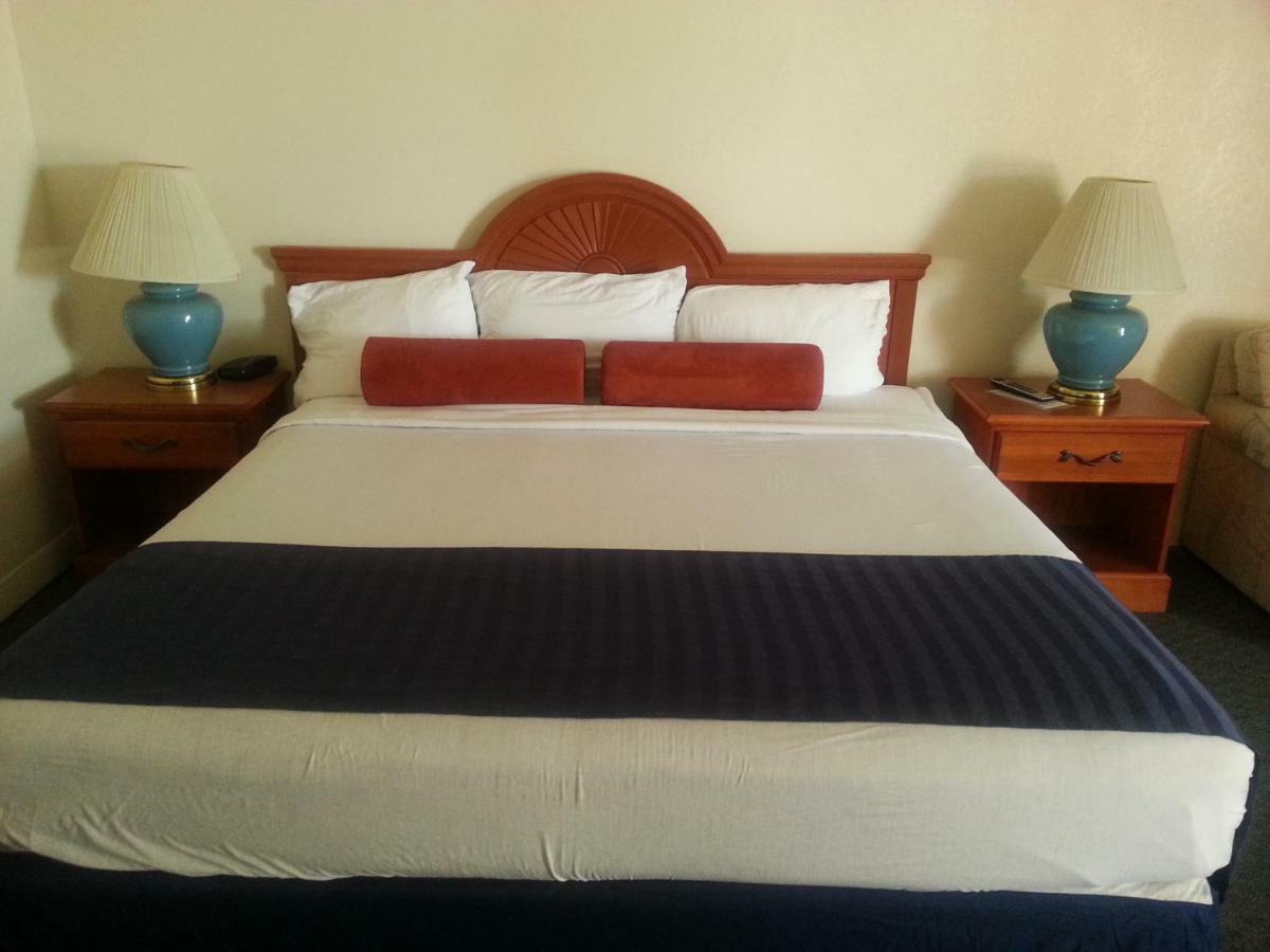 Casa Lemus Inn ราโทน ภายนอก รูปภาพ